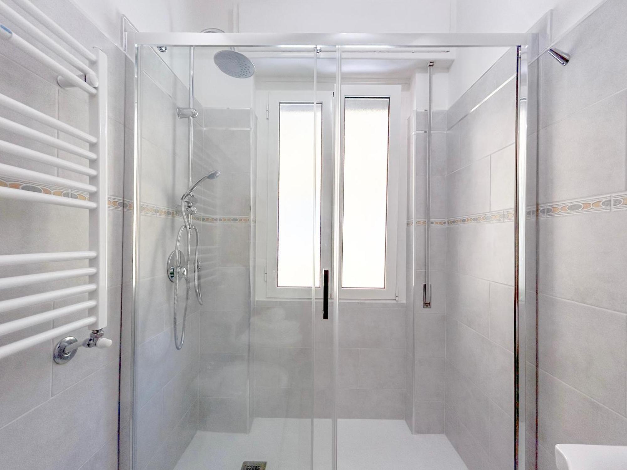 Elegant House - Centro - 400Mt Dal Mare Apartamento Ventimiglia Exterior foto